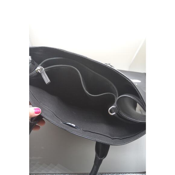 MSFTS Rep Mystery School Initiate NWT Black Bag W/ Duster - Picture 3 of 5